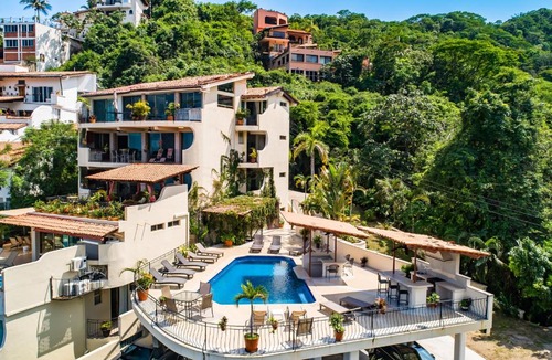 South Shore Hotel Area Apartment | Villas Altas Casa Luna #A3