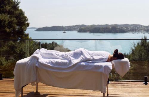 Te Wahapu Villa | Wahapu Lodge - Luxury sea views