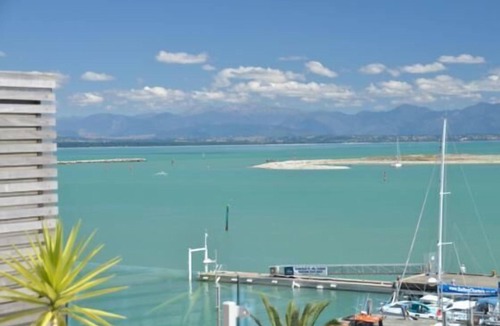 Stepneyville Apartment | Waterfront apartment on Nelson's seafront