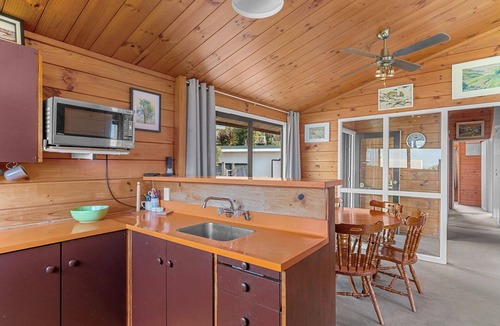 Snells Beach House | Waterfront Charm - Snells Beach Holiday Home