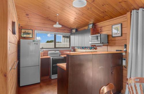 Snells Beach House | Waterfront Charm - Snells Beach Holiday Home