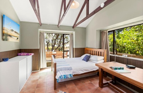Raglan House | Waterfront Estuary Escape - Raglan Holiday Home