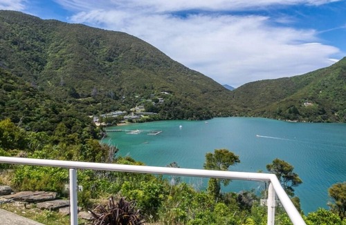 Portage House | WE'VE FOUND PARADISE - A COMPLETE PACKAGE