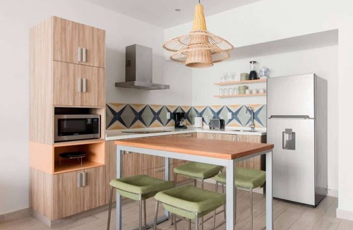 Zazil-ha Condo | WiFi & Balcony: Your Playa Del Carmen Escape