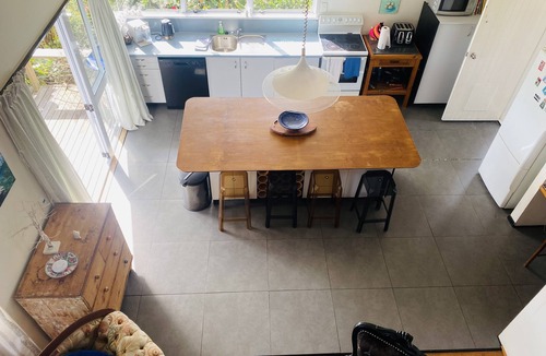 Omapere House | WISTFUL ON WAIANGA. GOLDEN HOKIANGA SANDS. SUN DRENCHED BEACHFRONT HOLIDAYS.