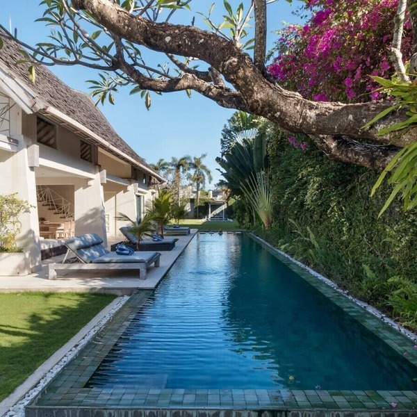 Casa Mateo – Sumptuous Luxury 6-Bedroom Villa with Private Pool