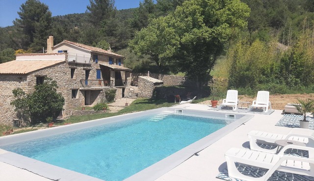 Beautiful Mas with private Spa and swimming pool, in the heart of nature in Drôme Provençale
