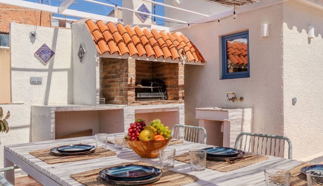Edificio Candela by Interhome