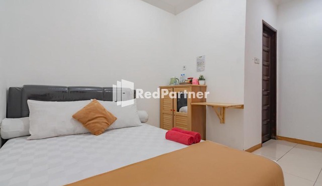 Langkar Guest House Syariah Mitra RedDoorz