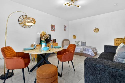 Studio centre Menton Borrigo Plage à 50 m