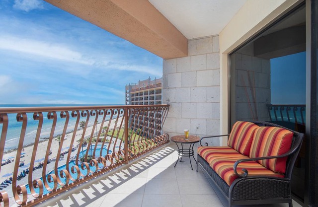 139 m² Condo ∙ 2 bedrooms ∙ 4 guests