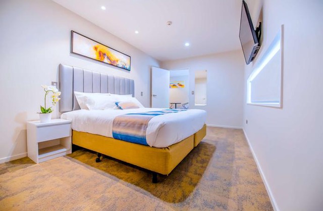 Best Western Alpine Hotel