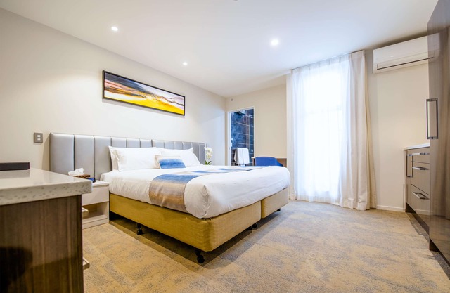 Best Western Alpine Hotel
