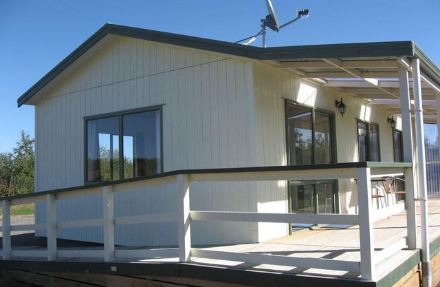 Bluebell Lodge and Cottage