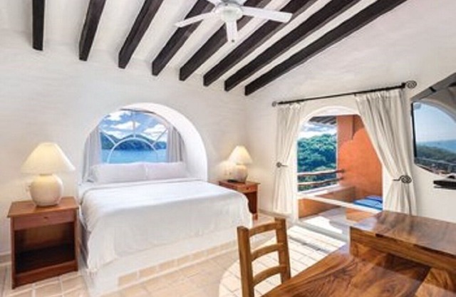 Hacienda-style atmosphere … Ahhh!