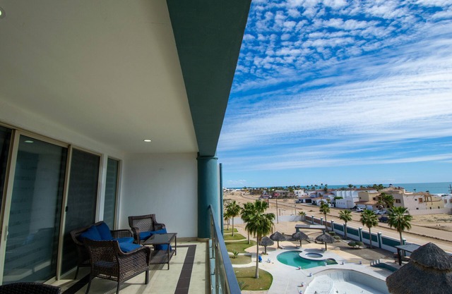 Linda Vista 405 (2Bedroom-2Bathroom) By FMI Rentals