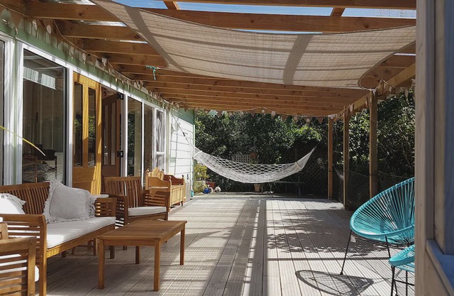 Spacious Character family home Raumati South