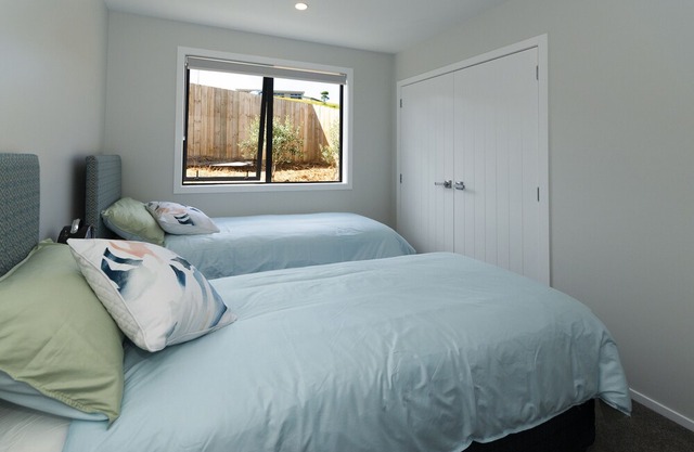 The Mariner's Post - Cable Bay Holiday Home, CABLE BAY