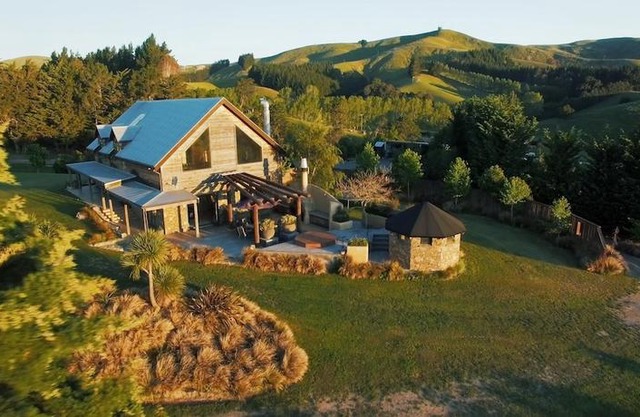 Tree House Lodge Bed & Breakfast