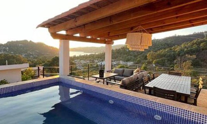 Valle de Bravo Villa | 195 m² Villa ∙ 5 bedrooms ∙ 17 guests