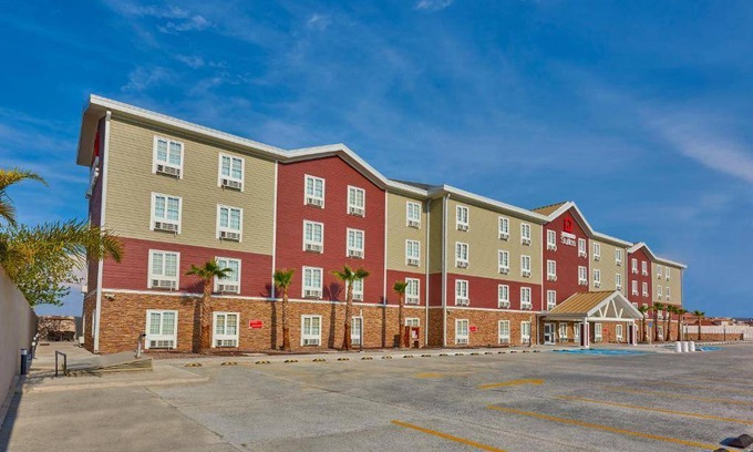 Coatzacoalcos Hotel | 28 m² Hotel ∙ 127 guests