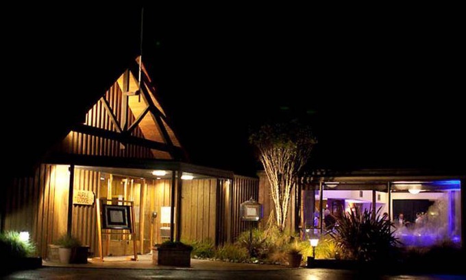 St. Arnaud Cabin | 80 m² Lodge ∙ 2 bedrooms ∙ 6 guests