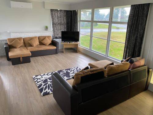 Kawaha Point Bed & Breakfast | 90 m² Bed and breakfast ∙ 3 bedrooms ∙ 13 guests