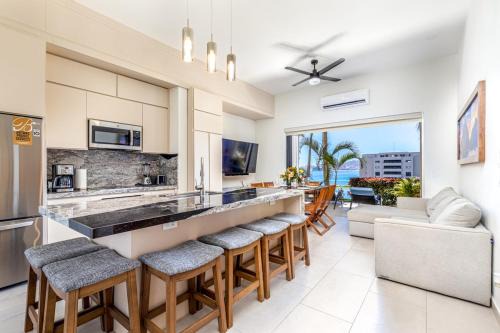 Cabo Bello Apartment | Beachfront luxury Condo w Pool