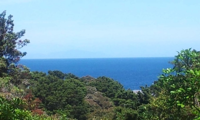 Leigh House | Classic Kiwiana bach