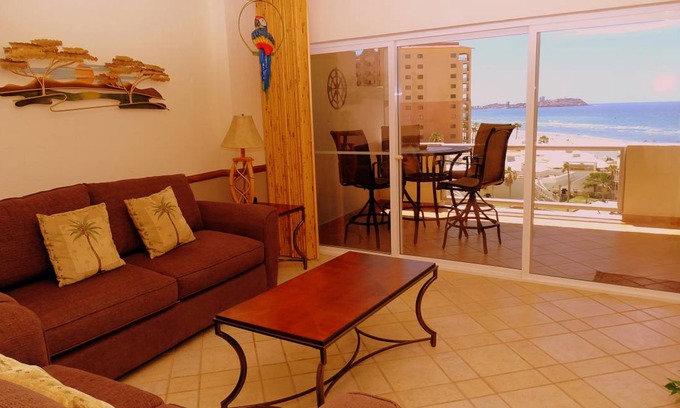 Sandy Beach Condo | Condo ∙ 1 bedroom ∙ 4 guests