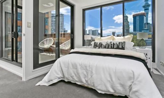 Auckland Central Business District Apartment | Confy Studio with Skytower View