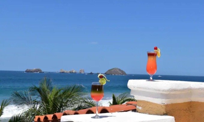Ixtapa Villa | Deluxe Beach Front Villa “Tesoro D”