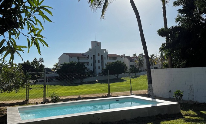 Campo de Golf Fonatur House | House in golf course with pool. Excellent location very close to downtown