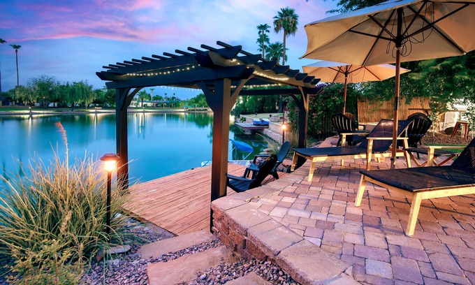 Dobson Ranch House | Lake Front Paradise, Pool and Hot Tub-Bubbly