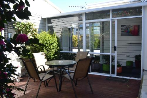 Riccarton Apartment | McWilliam Apartments
