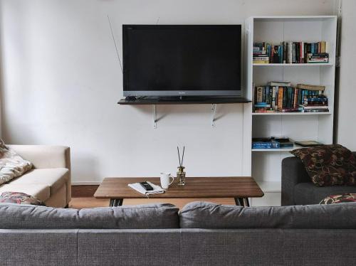 Newton Hostel | Newton Lodge Auckland