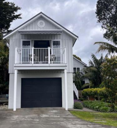 Tairua Apartment | The Boat House Studio