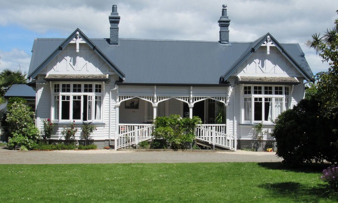 Motueka Hostel | The White Elephant Accommodation - Hostel