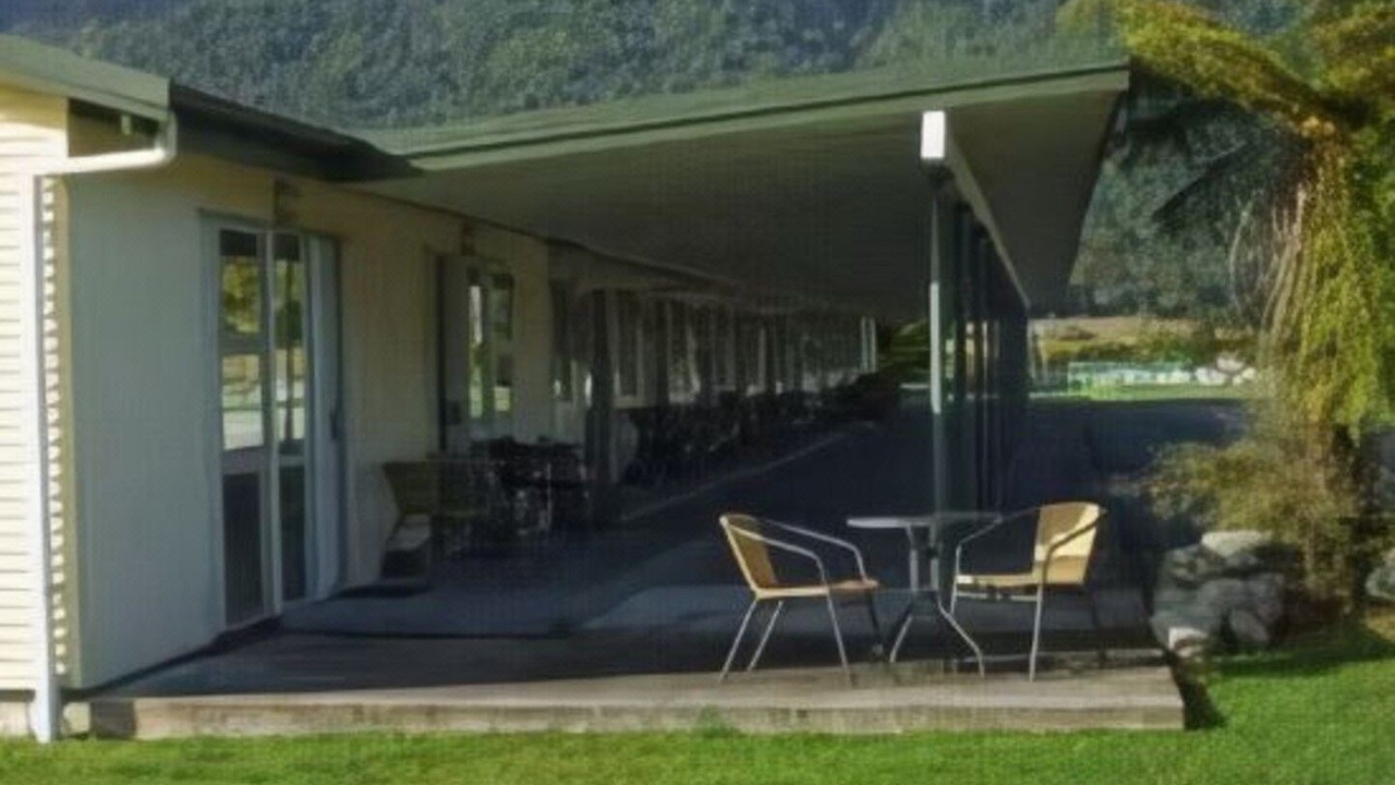 Photo of Buildings in Franz Josef Glacier
