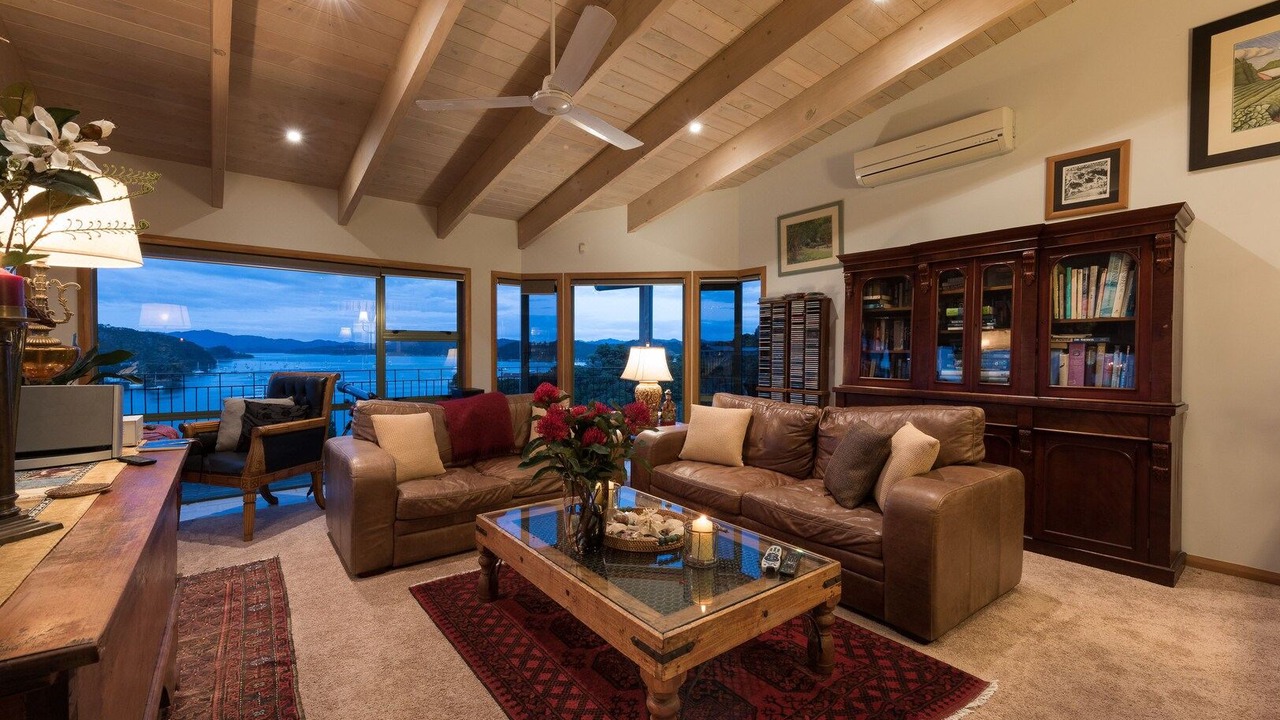 Photo of Livingroom in Opua