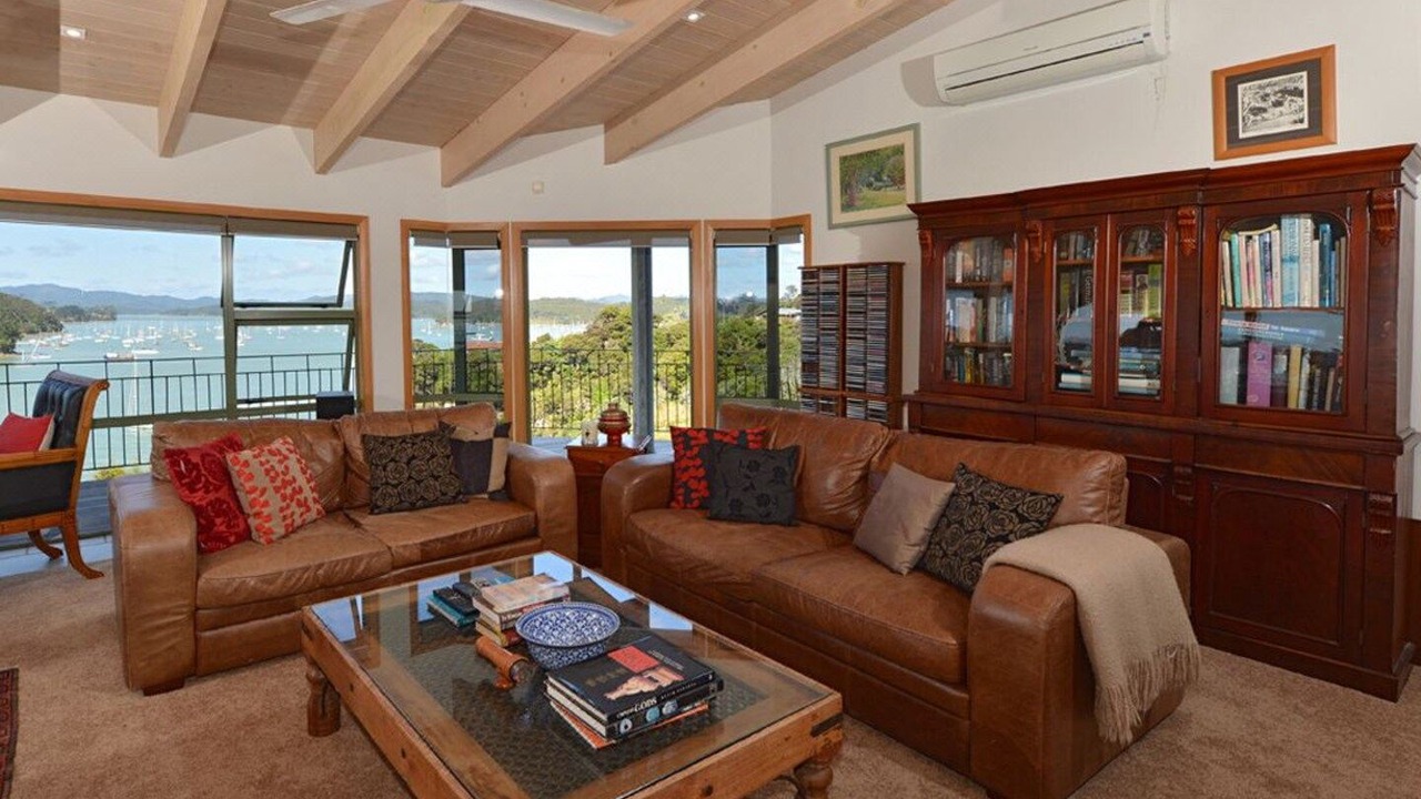 Photo of Livingroom in Opua