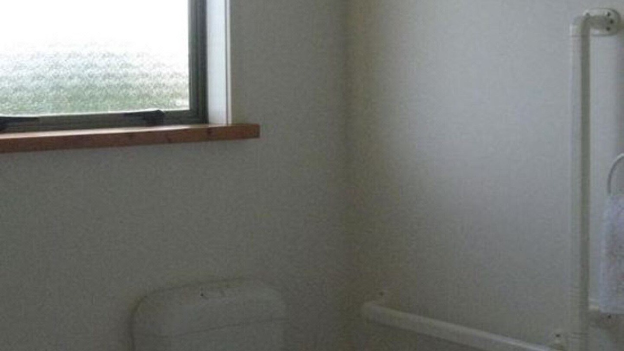 Photo of Bathroom in Longlands