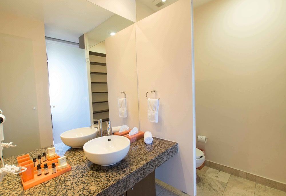 Photo of Bathroom in Lomas de Santa Fe