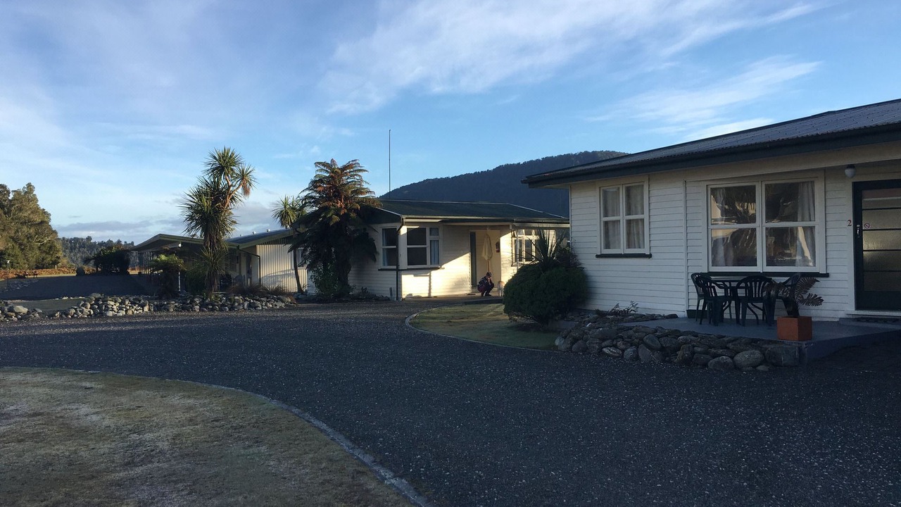 Photo of Buildings in Franz Josef Glacier