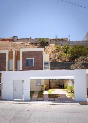 Photo of Buildings in La Joya