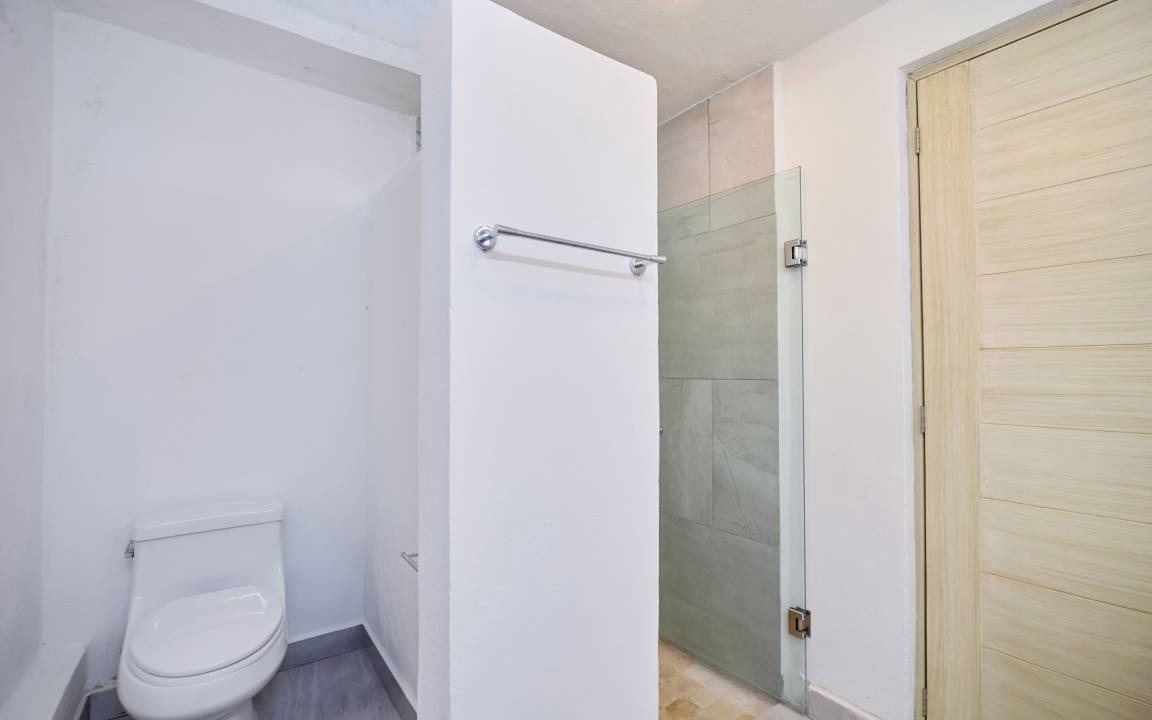 Photo of Bathroom in Yobain