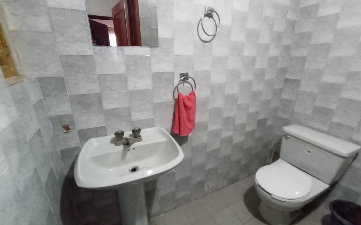 Photo of Bathroom in Toluca City-Centre