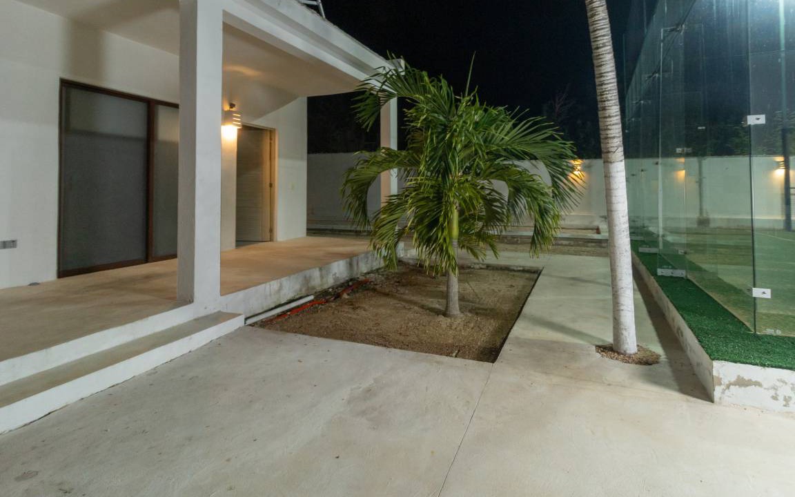 Photo of Patio Balcony in Yobain