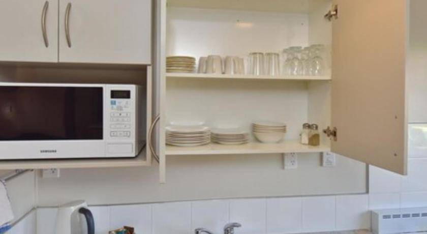 Photo of Kitchen in Redwood