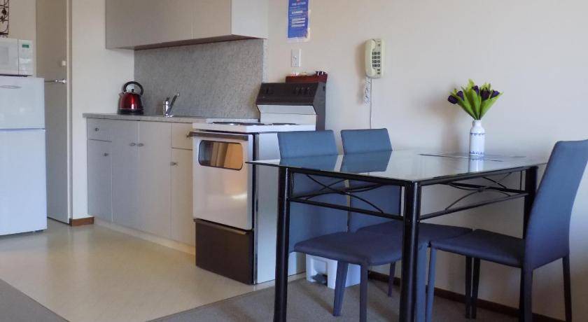 Photo of Kitchen in Redwood